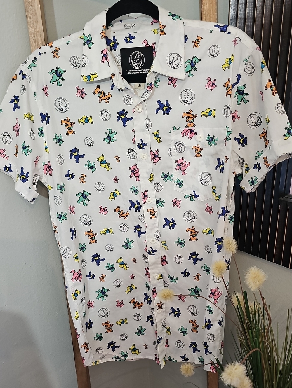 Grateful Dead Button Down Short Sleeve Dancing Bear Skull 2018 - Rare